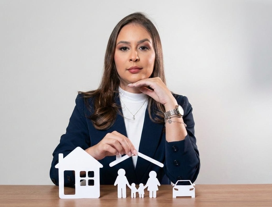 Atendimento humanizado Camila Guerreiro Seguros